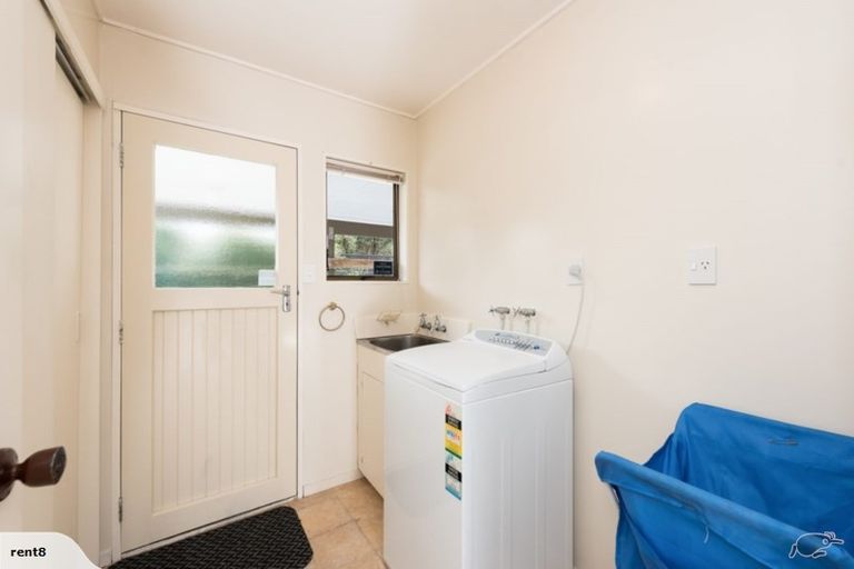Photo of property in 1/27 Parkvale Road, Karori, Wellington, 6012