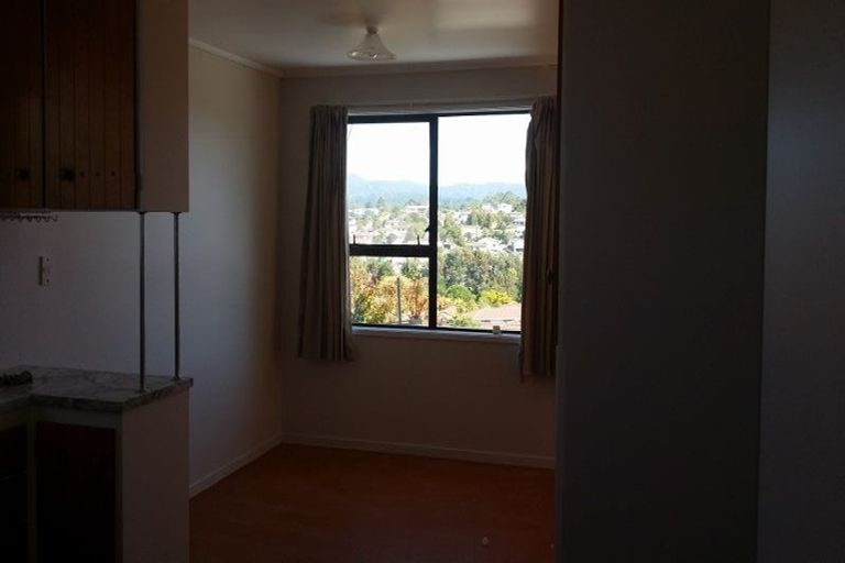 Photo of property in 64 Sunvue Road, Glen Eden, Auckland, 0602