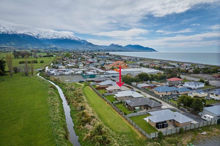 Photo of property in 103 Beach Road, Kaikoura, 7300