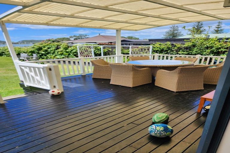 Photo of property in 2 Roretana Drive, Athenree, Katikati, 3177
