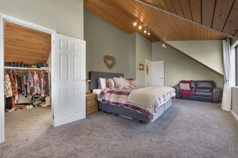 Photo of property in 129 Paremoremo Road, Lucas Heights, Auckland, 0632