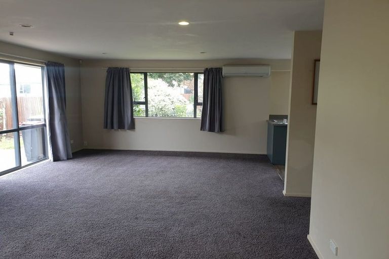 Photo of property in 1 Roche Avenue, Upper Riccarton, Christchurch, 8041
