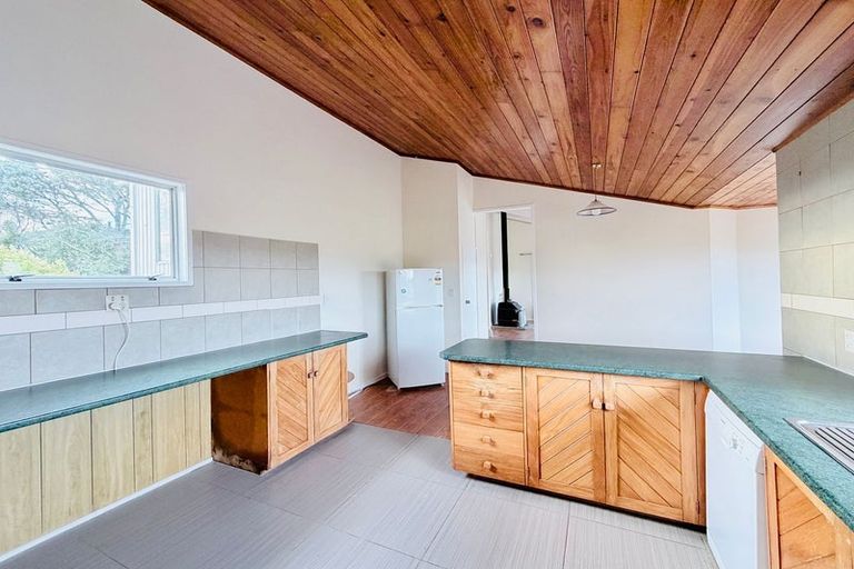 Photo of property in 152 Weatherly Road, Torbay, Auckland, 0630
