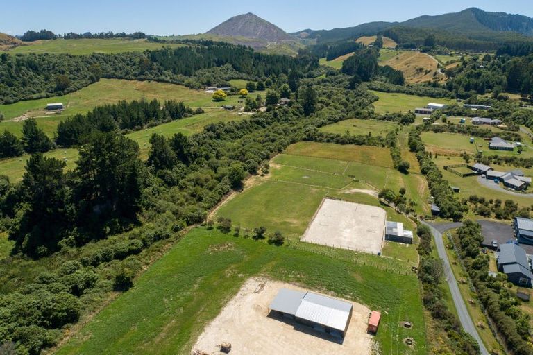 Photo of property in Tauhara Ridge Drive, Richmond Heights, Taupo, 3330