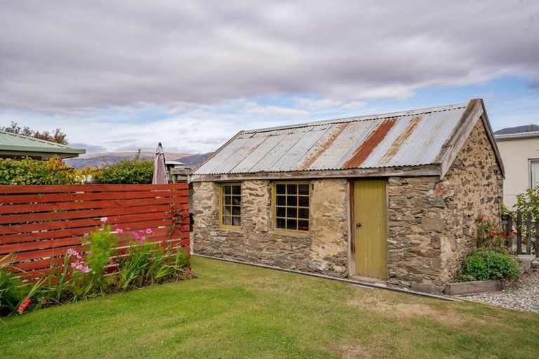 Photo of property in 32 Inniscort Street, Cromwell, 9310