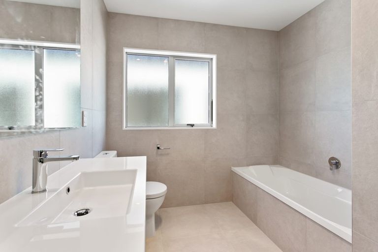 Photo of property in 52 Exmoor Road, Karaka, Papakura, 2113