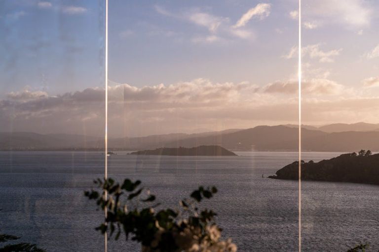 Photo of property in 142 Grafton Road, Roseneath, Wellington, 6011