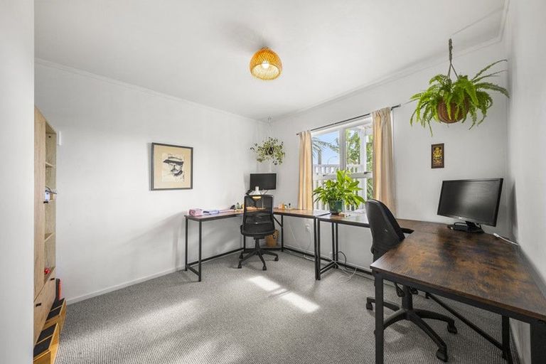 Photo of property in 70 Wainui Road, Raglan, 3225