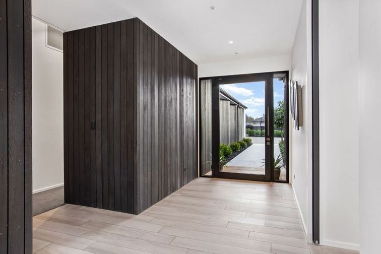 Photo of property in 9 Queenswood Gardens, Mairehau, Christchurch, 8052