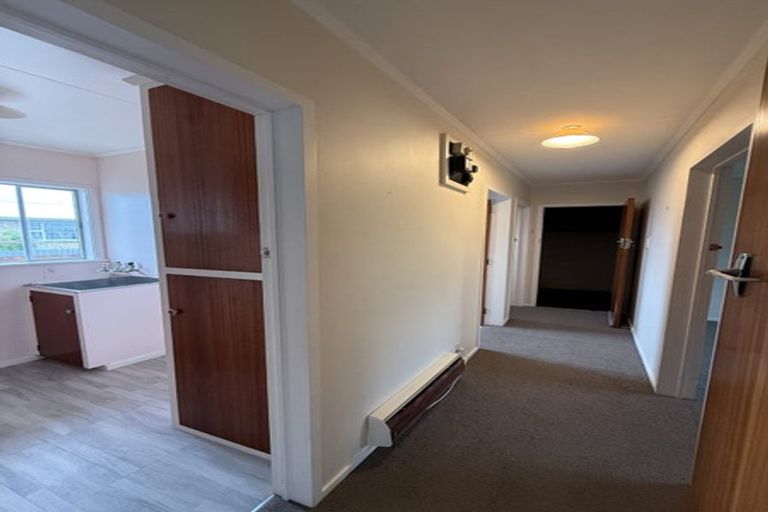 Photo of property in 2 Browns Avenue, Waimate, 7924