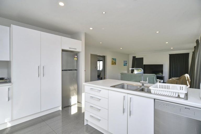 Photo of property in 10 Peak Crescent, Kaiapoi, 7630