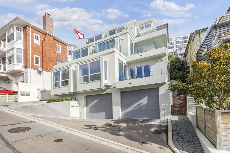 Photo of property in 3/16 Oriental Terrace, Oriental Bay, Wellington, 6011