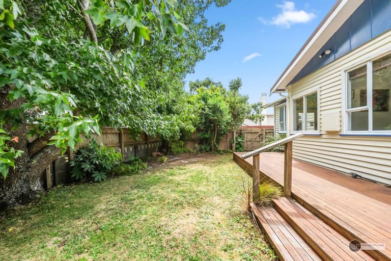 Photo of property in 3 Saint Ronans Avenue, Waterloo, Lower Hutt, 5011