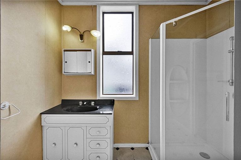 Photo of property in 77 Victoria Street, Hawera, 4610