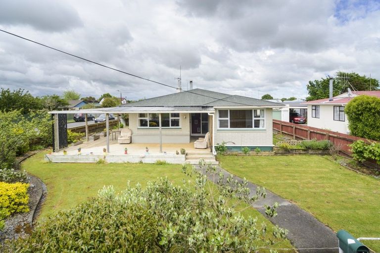 Photo of property in 58 Sherwill Street, Feilding, 4702
