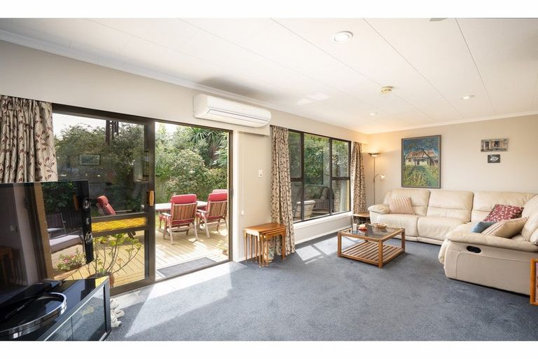 Photo of property in 10a Penelope Place, Casebrook, Christchurch, 8051