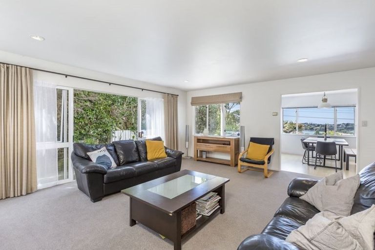 Photo of property in 21a Monyash Road, Manly, Whangaparaoa, 0930