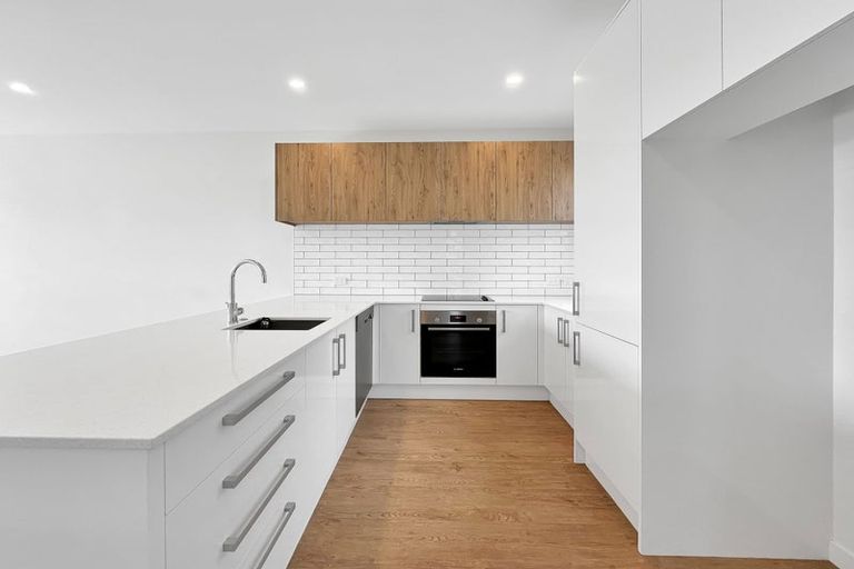 Photo of property in 124 Warden Street, Shirley, Christchurch, 8013