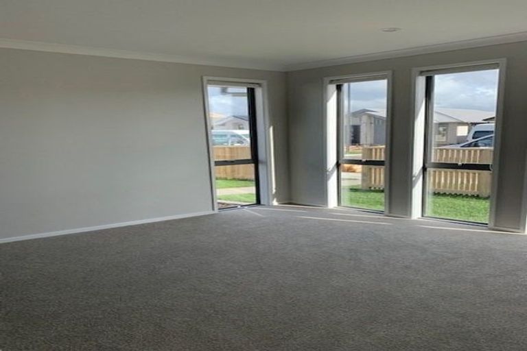 Photo of property in 10 Greenwich Street, Papamoa, 3118