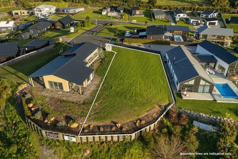 Photo of property in 7 Joyce Harsant Place, Cooks Beach, 3591