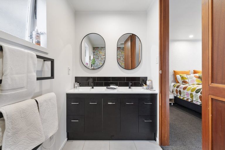 Photo of property in 28 Moerangi Street, West End, Palmerston North, 4410