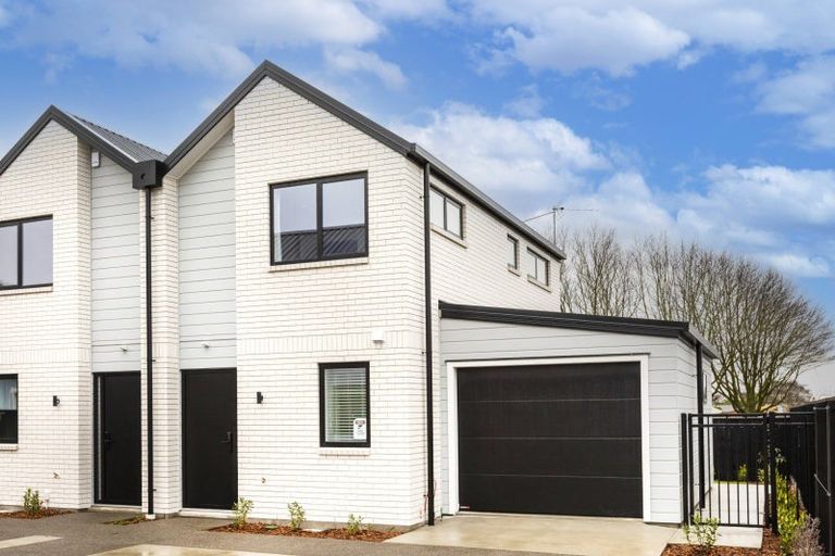 Photo of property in 35 Seymour Street, Hornby, Christchurch, 8042