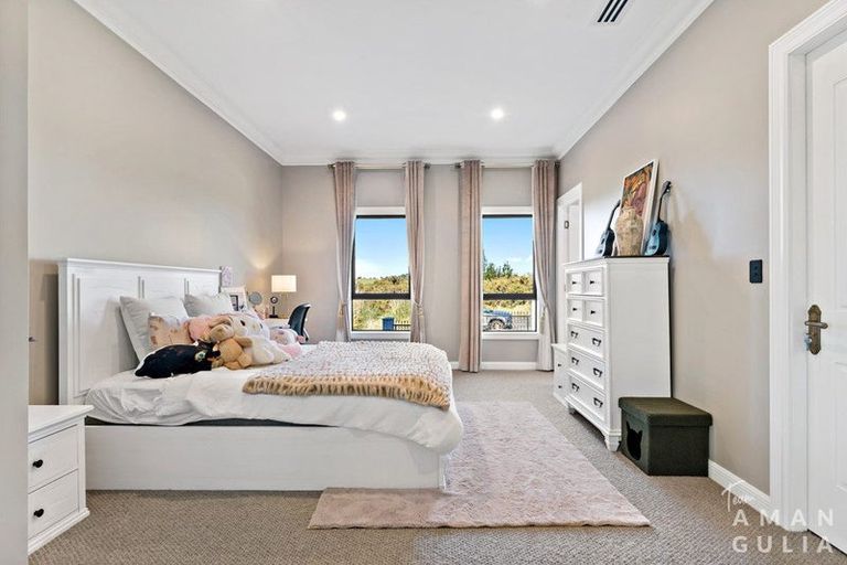 Photo of property in 83 Griggs Road, East Tamaki Heights, Auckland, 2016