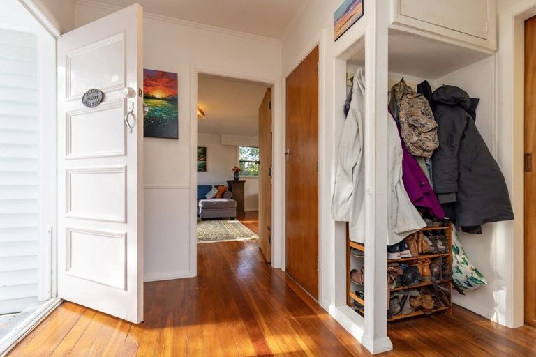 Photo of property in 144 Tilley Road, Paekakariki, 5034