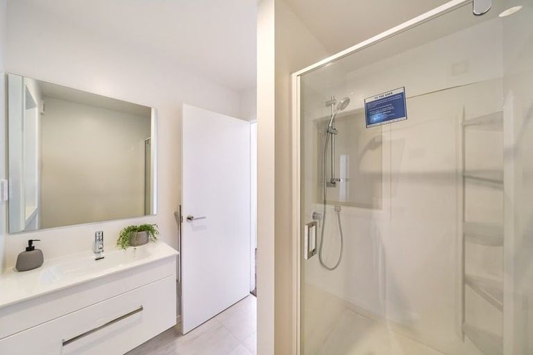 Photo of property in 11e Barberry Grove, Maungaraki, Lower Hutt, 5010