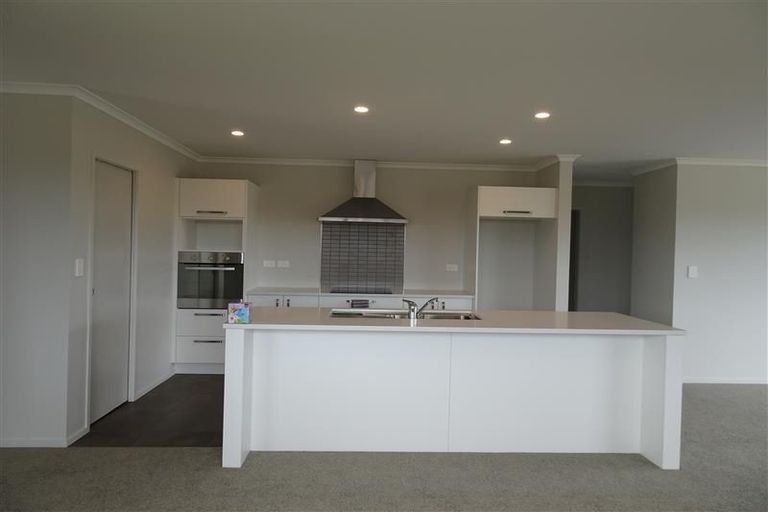 Photo of property in 6 Piata Street, Papamoa Beach, Papamoa, 3118