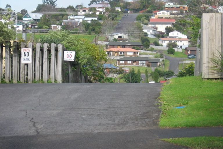 Photo of property in 59a Triangle Road, Massey, Auckland, 0614