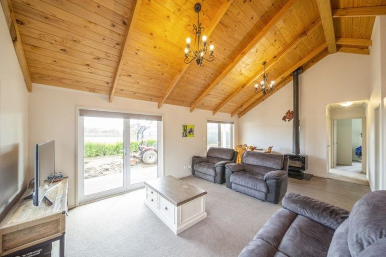 Photo of property in 4 Montague Grove, Stratford, 4332