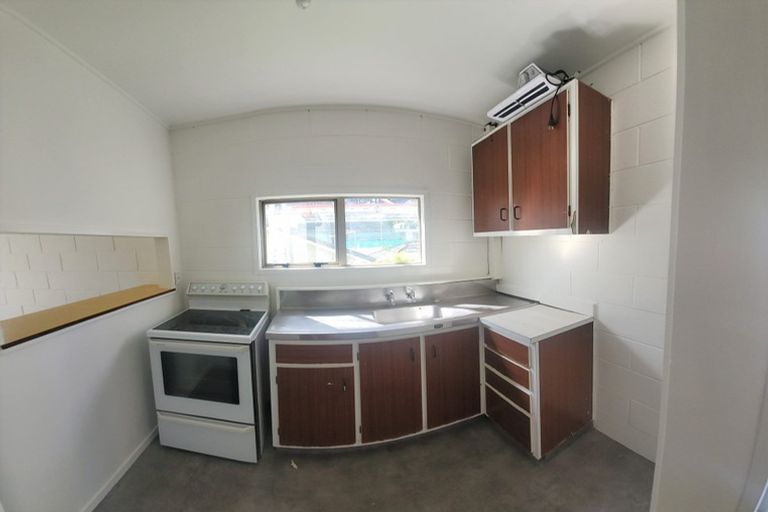 Photo of property in 129 Constable Street, Newtown, Wellington, 6021