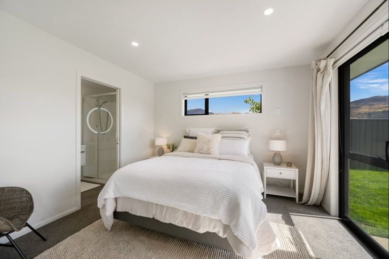 Photo of property in 13 Phoenix Place, Cromwell, 9310