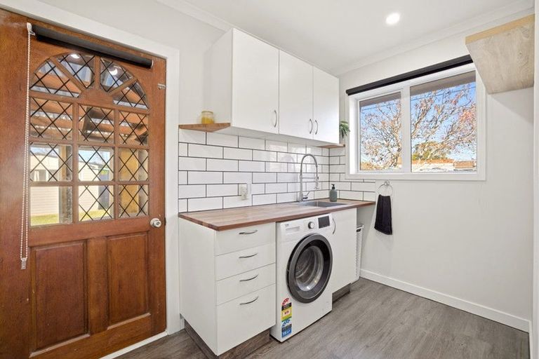 Photo of property in 158 Gayhurst Road, Dallington, Christchurch, 8061