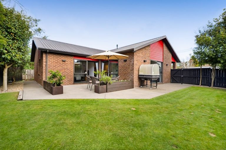 Photo of property in 13b Miro Street, Inglewood, 4330