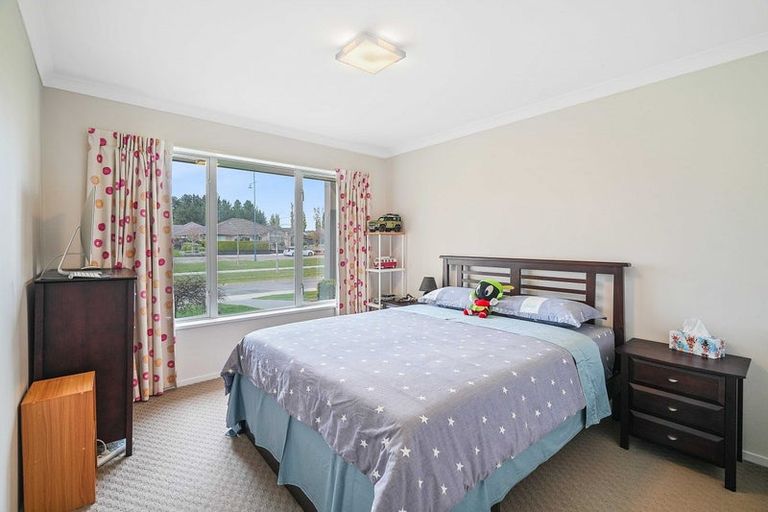 Photo of property in 20 Tutaipatu Avenue, Pegasus, 7612