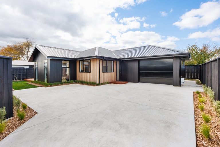 Photo of property in 25a Brightwater Terrace, Terrace End, Palmerston North, 4410
