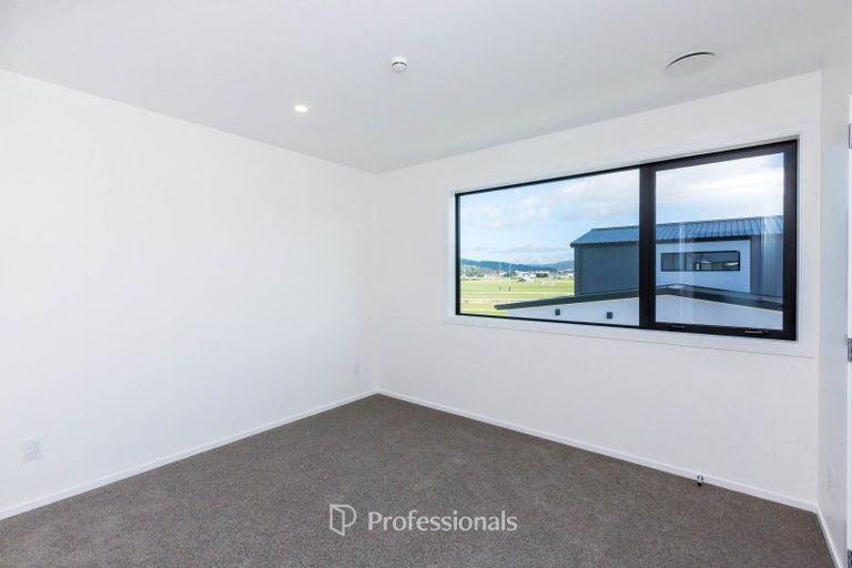 Photo of property in 57 Mawai Hakona Drive, Wallaceville, 5018