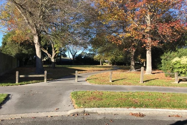 Photo of property in 6 Topaz Place, Bishopdale, Christchurch, 8053