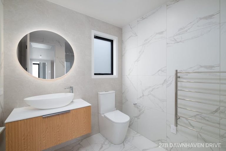 Photo of property in 27b Dawnhaven Drive, Te Atatu Peninsula, Auckland, 0610