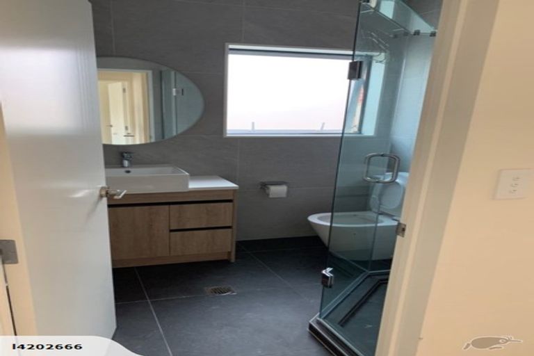 Photo of property in 10 Hermes Road, Flat Bush, Auckland, 2019