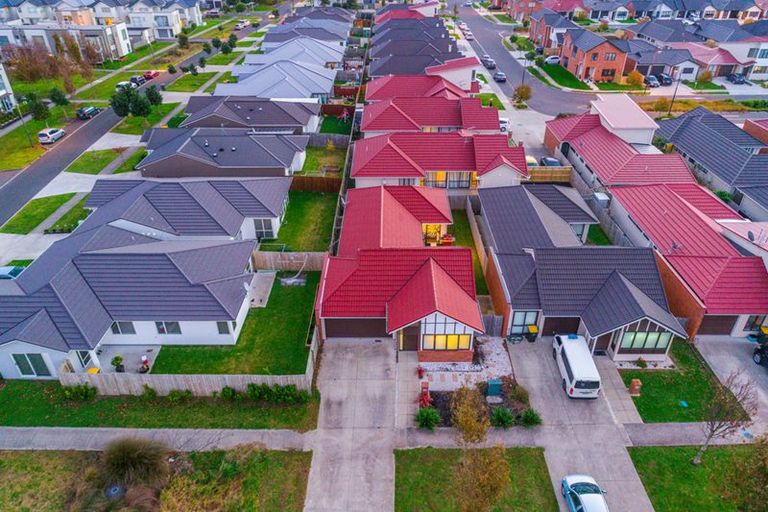 Photo of property in 20 Tarapiroe Avenue, Takanini, 2112