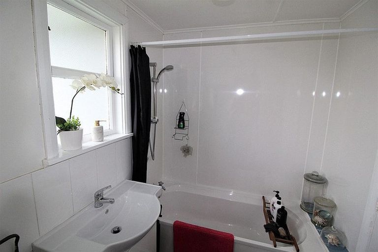 Photo of property in 10 Hayle Street, Holmes Hill, Oamaru, 9401