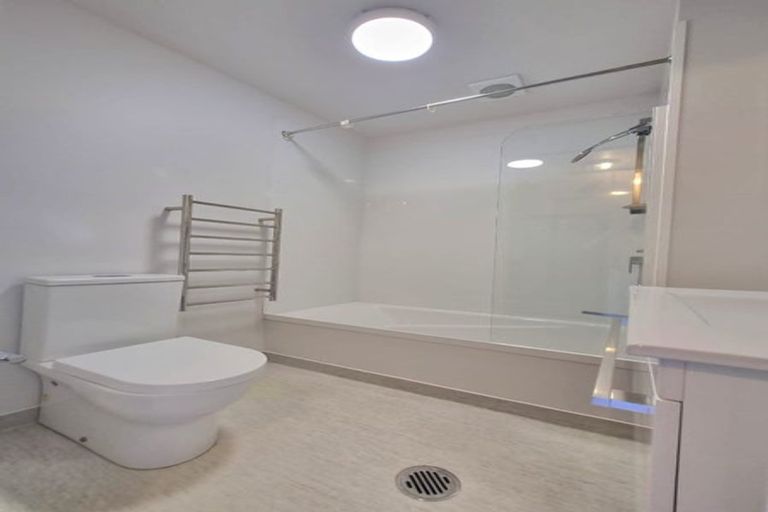 Photo of property in Vedado Apartments, 103/41u Hopper Street, Mount Cook, Wellington, 6011