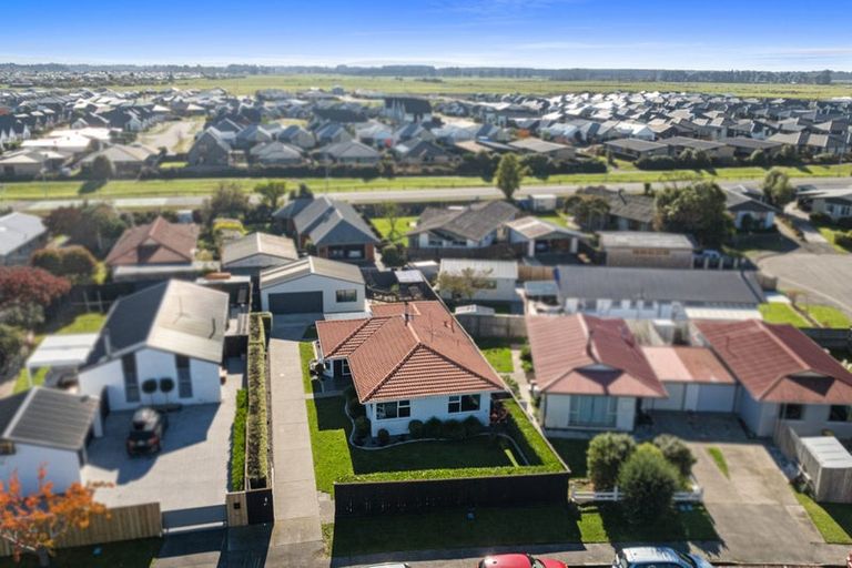 Photo of property in 81 Gray Crescent, Kaiapoi, 7630