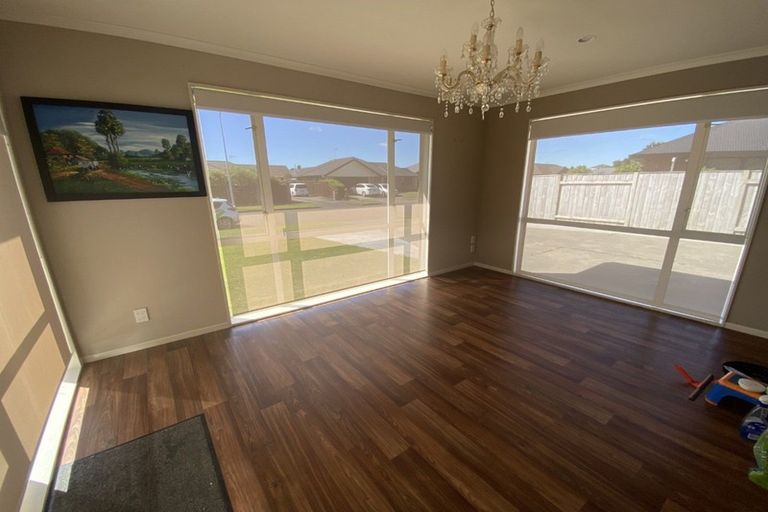 Photo of property in 54 Geneva Terrace, Kelvin Grove, Palmerston North, 4414