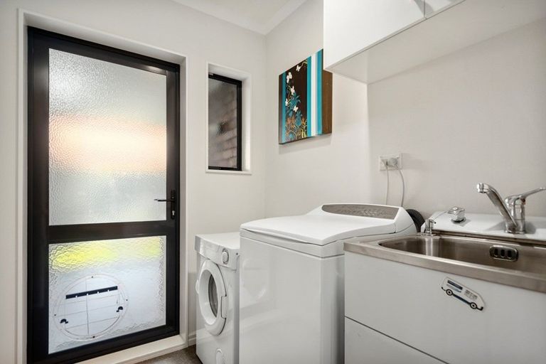 Photo of property in 96 Sovereign Drive, Papamoa Beach, Papamoa, 3118