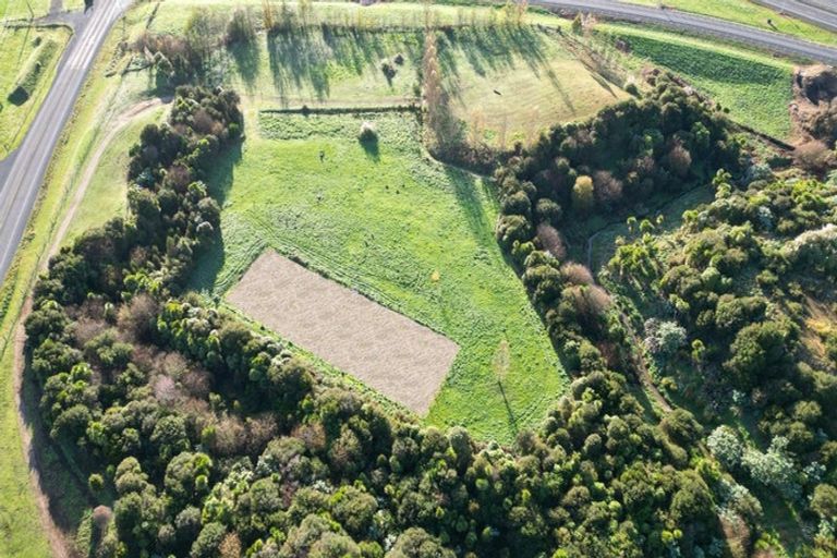 Photo of property in 54 Lake Road, Horsham Downs, Hamilton, 3281