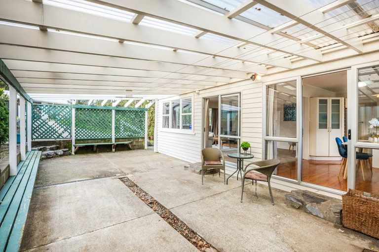 Photo of property in 83 Bird Grove, Stokes Valley, Lower Hutt, 5019